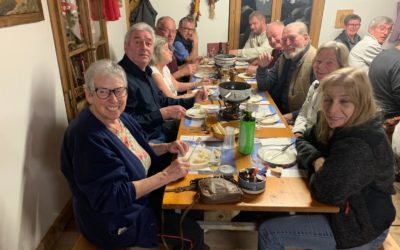 Soirée marche, macaronis de chalet et fondue au Chalet Neuf – Mont de Riaz